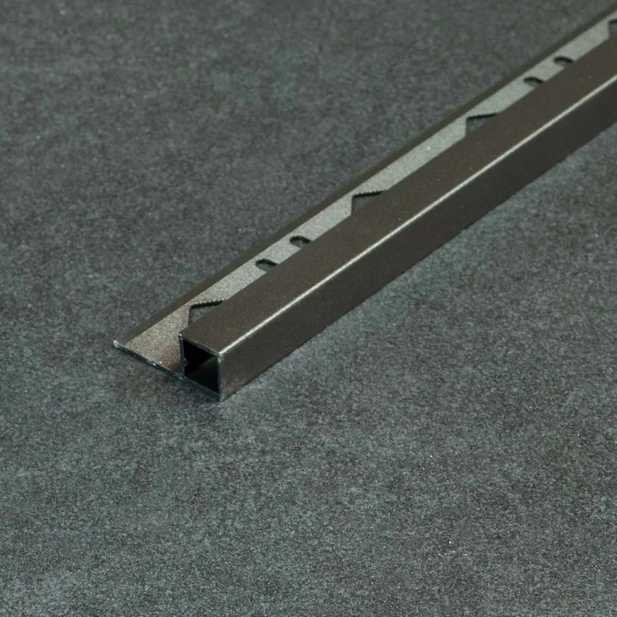 Tegelprofiel Aluminium Vierkant Mat Donker Grijs/Bruin